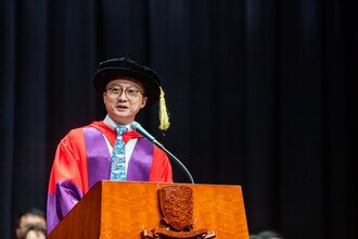 Professor Francis CHAN, Dean of Faculty of Medicine, delivered his closing remarks