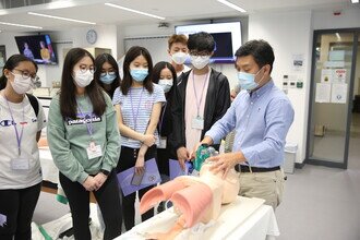 Students participating in the clinical experience session