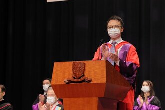 Prof. Francis CHAN, SBS, JP, Dean, Faculty of Medicine of CUHK, delivers his Welcome Address.