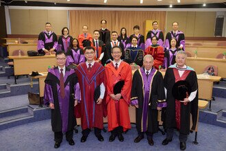 Group photo of Prof. CHAN Wai Yee, Pro-Vice-Chancellor / Vice-President (Strategic Developments) of CUHK, Prof. CHIEN Wai Tong, Acting Dean of Faculty of Medicine, Dr. SIN Ngai Chuen, Guest of Honour, and procession members 
