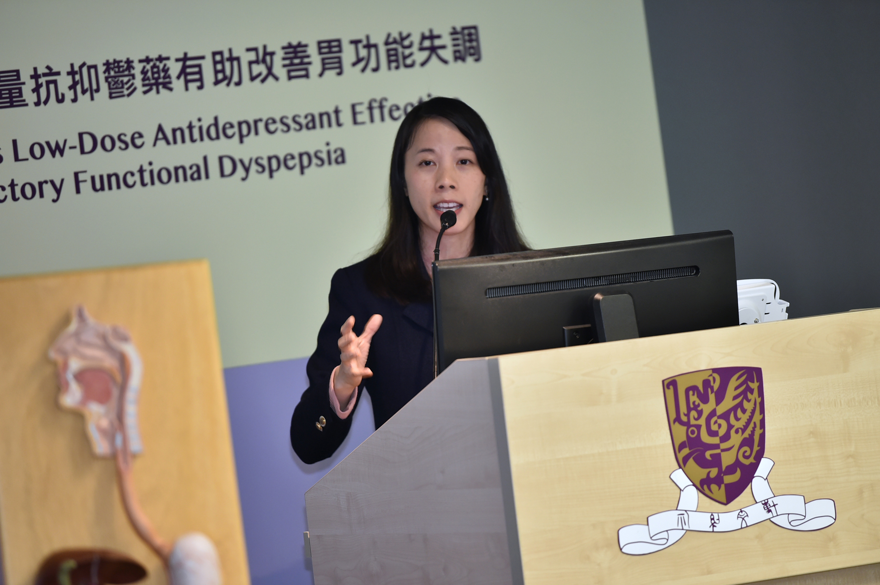 Ms. Yawen CHAN says patients of functional dyspepsia often appear with anxiety symptoms. She reminds the public to take care of emotional health.