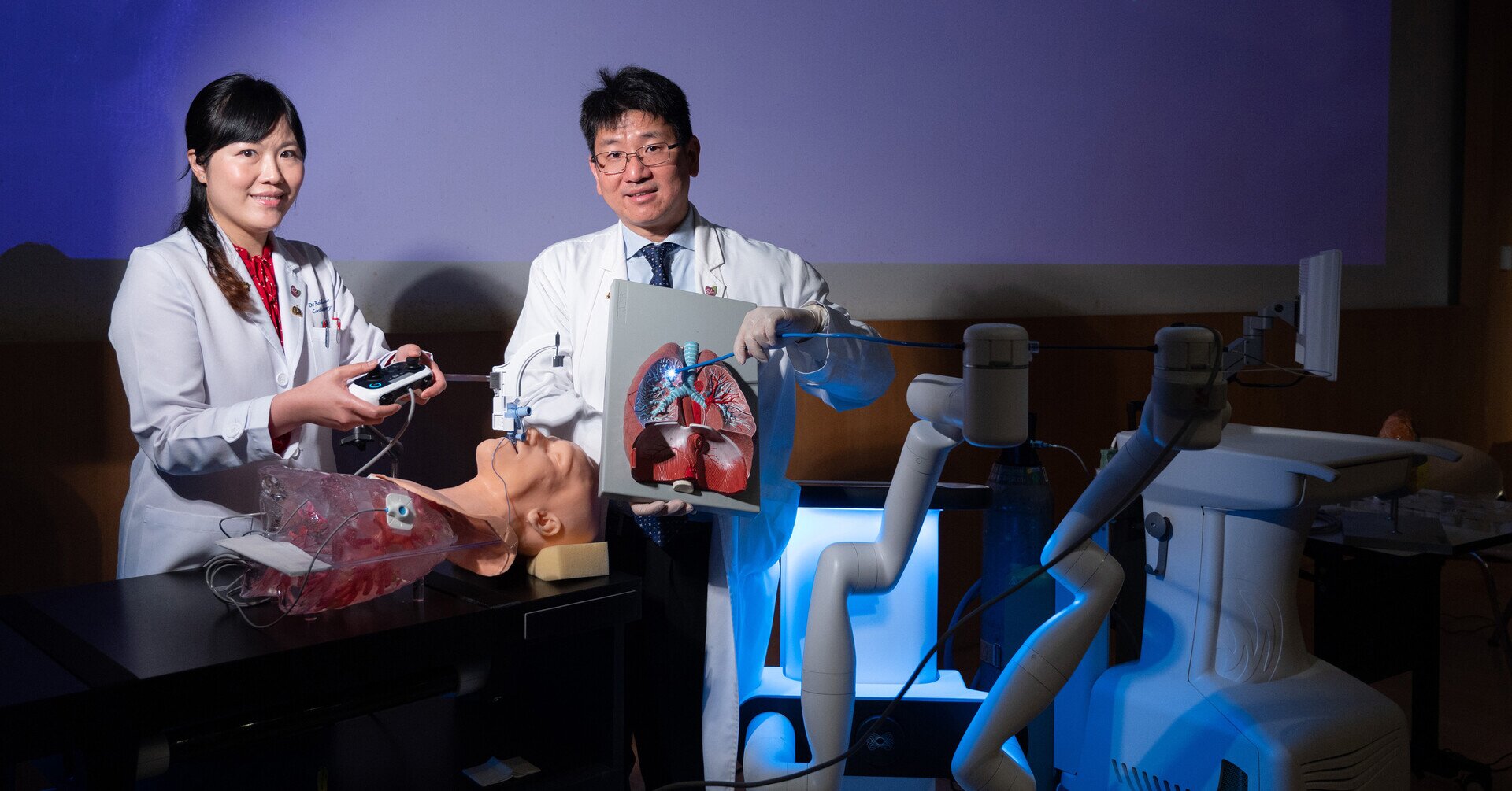 CUHK performs world’s first robotic-assisted bronchoscopic  microwave ablation of lung metastases