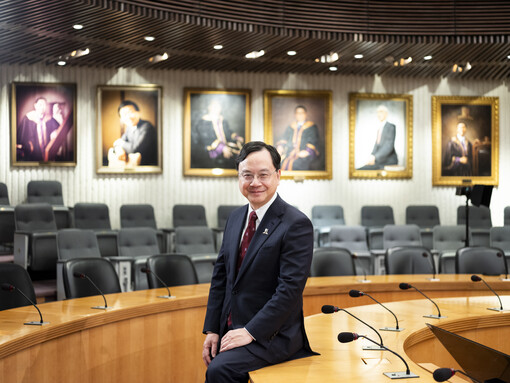 Dennis Lo