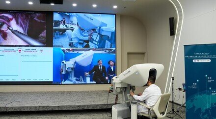 CUHK successfully conducts intercontinental telesurgery with self-developed surgical robotics across 20,000 km in three cities